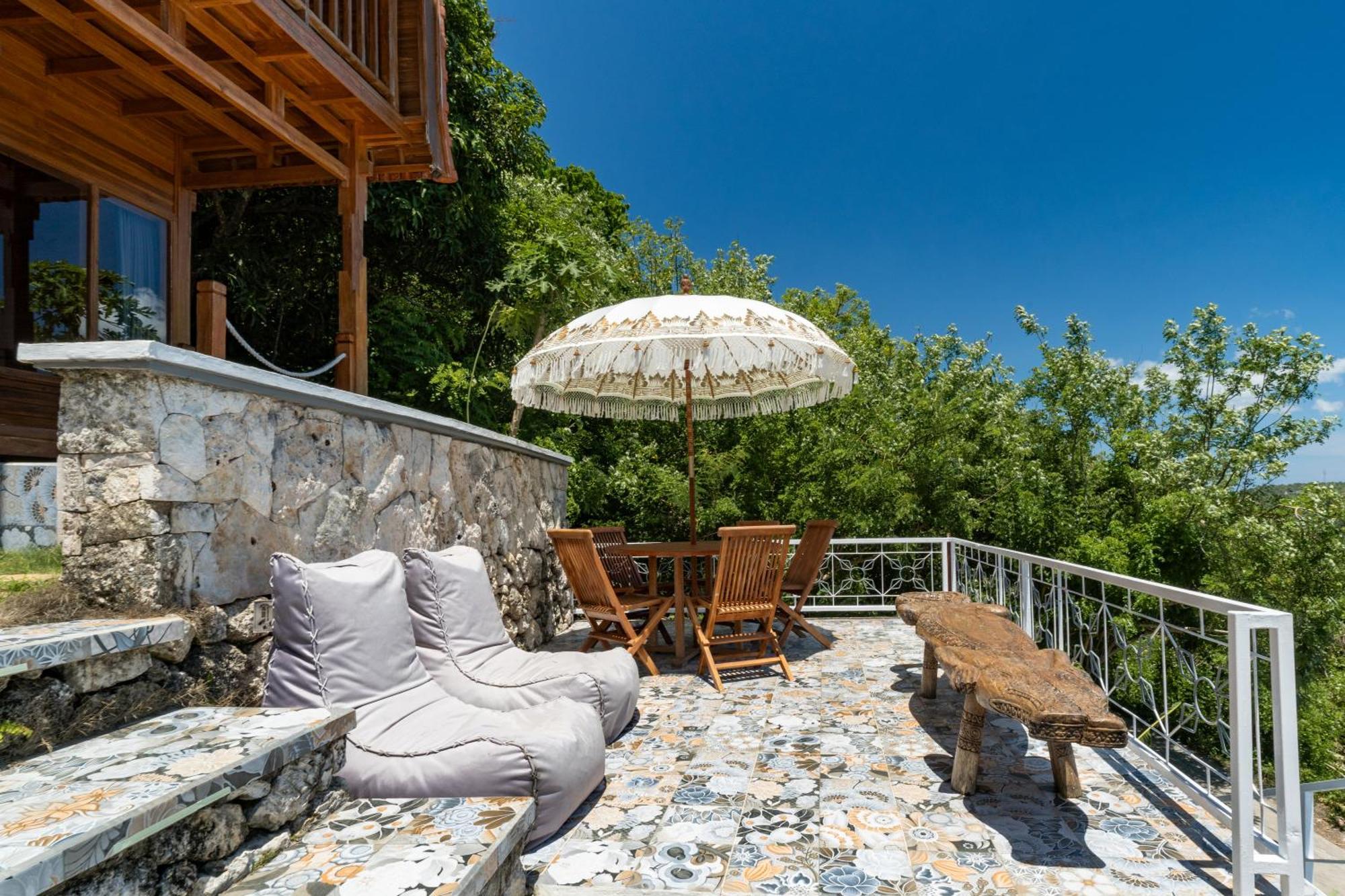 Butterfly Villas Nusa Ceningan Nusa Lembongan  Exterior photo